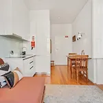 Host Wise - Lovely Shinny Flats With Balcony - Clerigos
