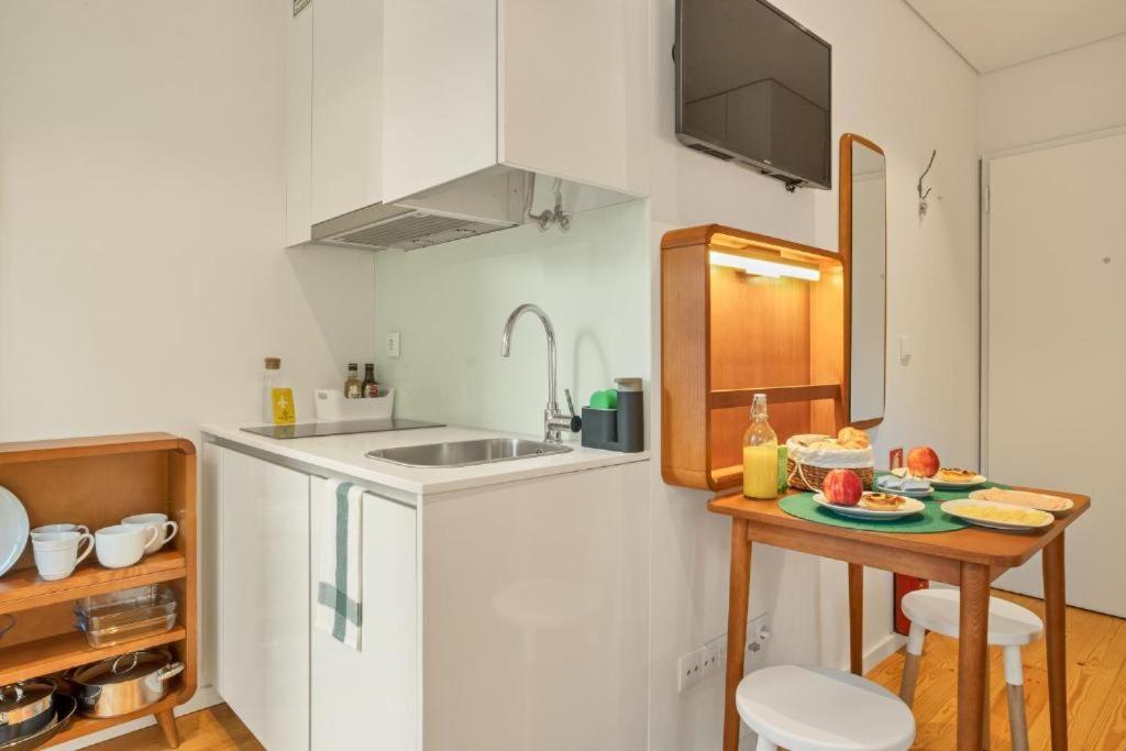 Host Wise - Lovely Shinny Flats With Balcony - Clerigos Appartement