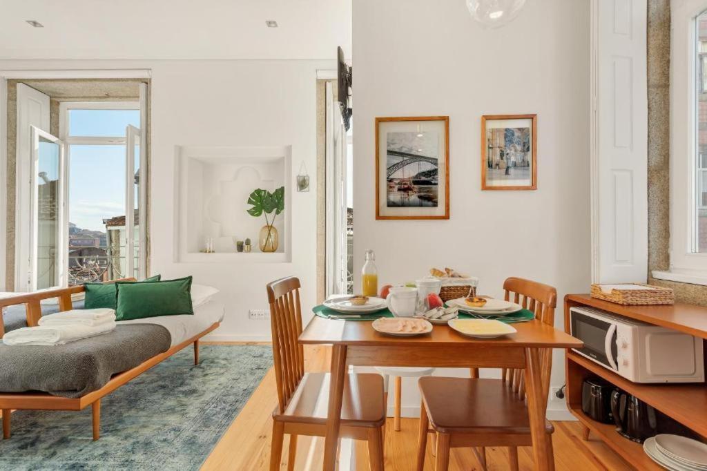 Host Wise - Lovely Shinny Flats With Balcony - Clerigos Appartement *