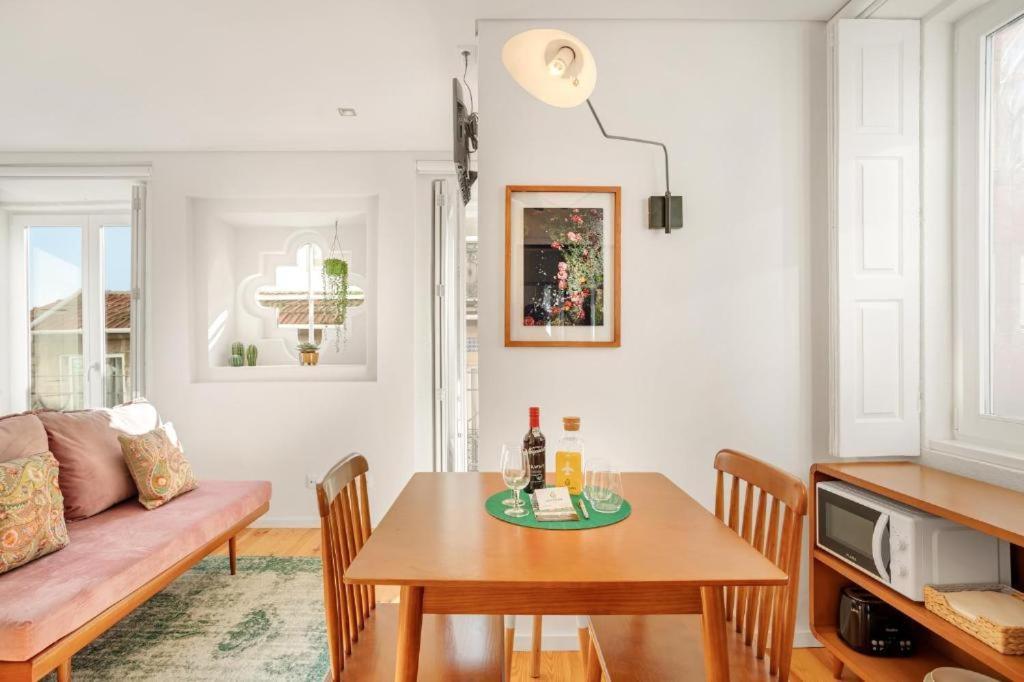 Appartement Host Wise - Lovely Shinny Flats With Balcony - Clerigos Oporto
