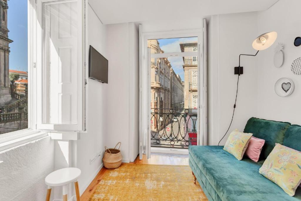 Appartement Host Wise - Lovely Shinny Flats With Balcony - Clerigos Oporto